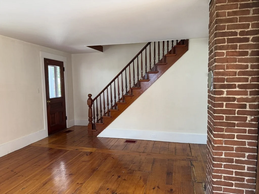 Photo of 160 Mill Street