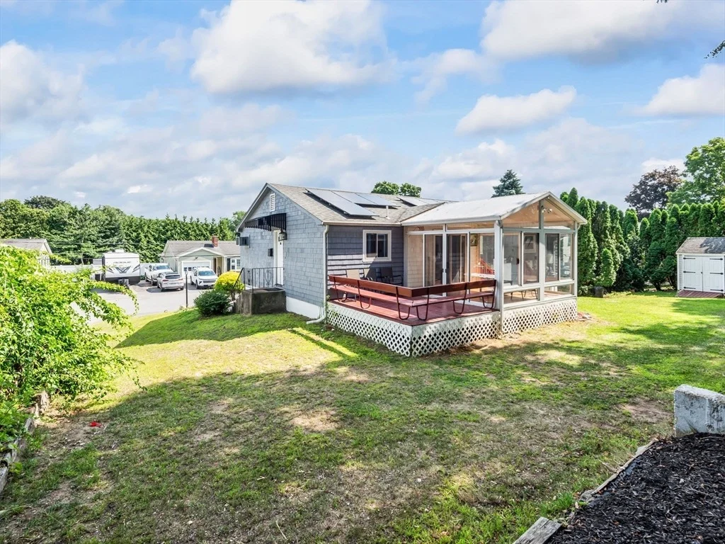 Photo of 39 Barbara Ave