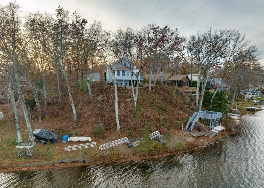 Photo of 24 Shore Rd