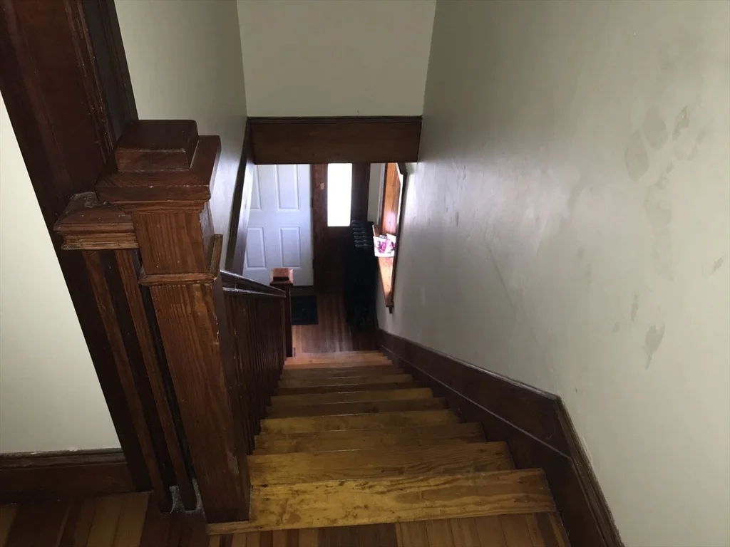 Photo of 48 Railroad St