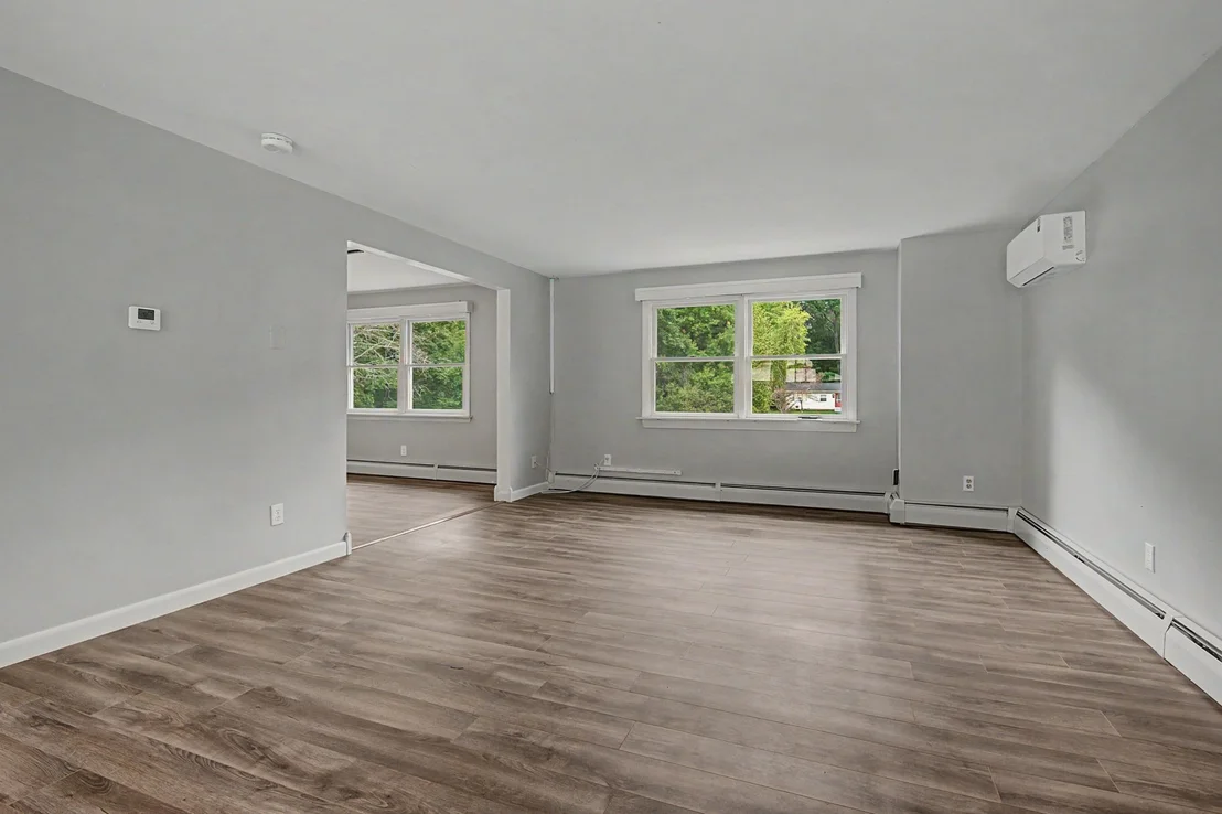 Photo of 50 Deepwoods Dr.
