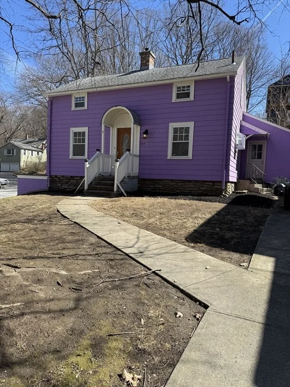 Photo of 197 Eastern Ave
