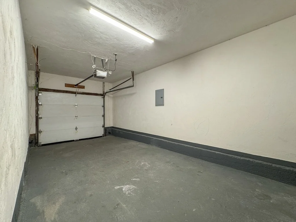 Photo of 282 Pleasant St