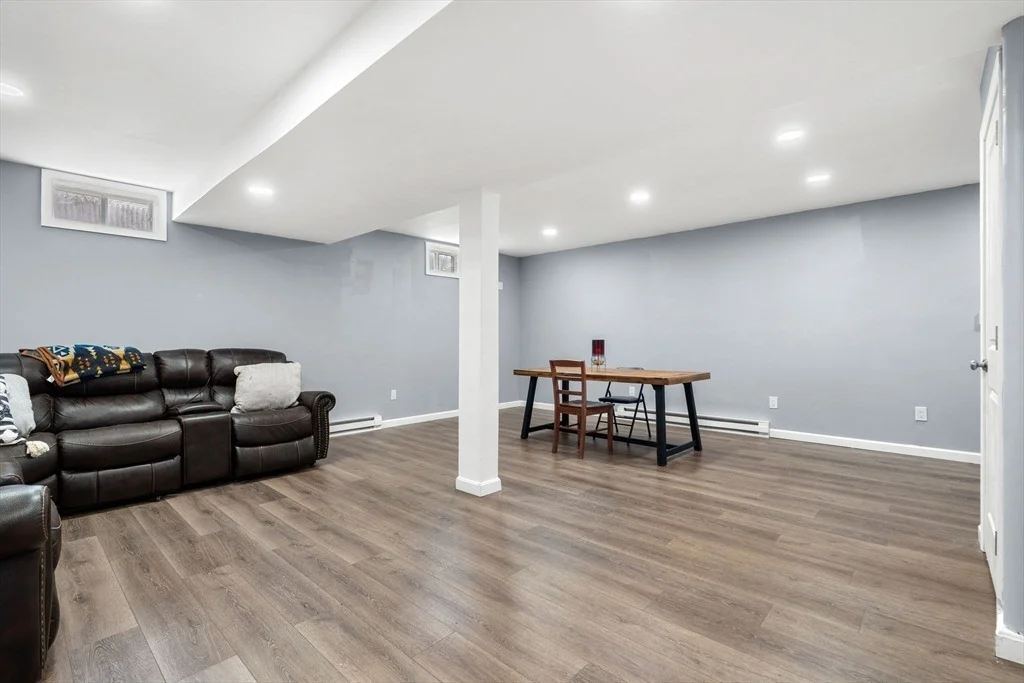 Photo of 32 Dennison Ave