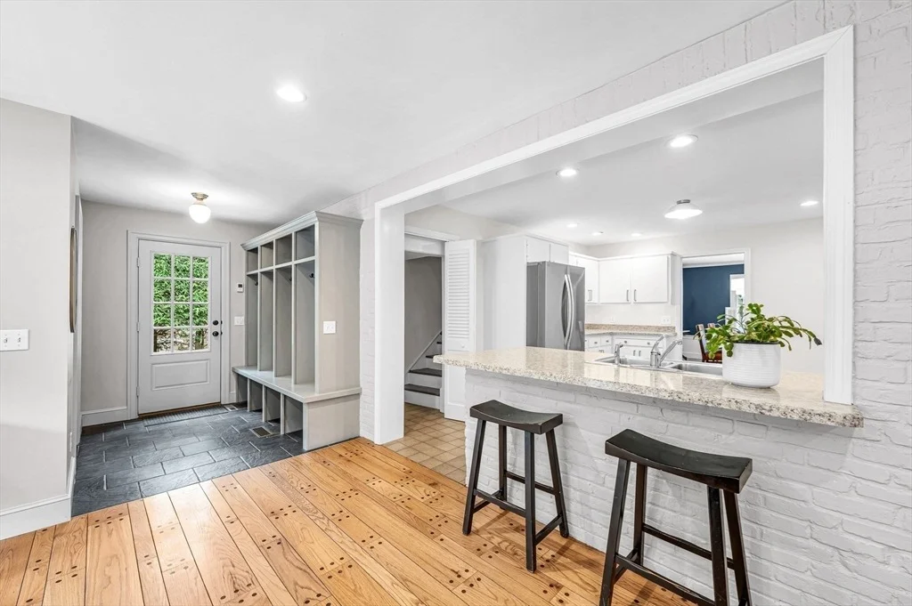Photo of 28 Brittany Rd