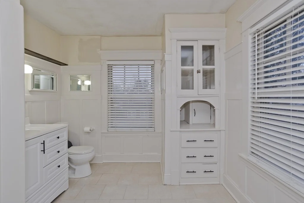 Photo of 29 Rhinebeck Ave