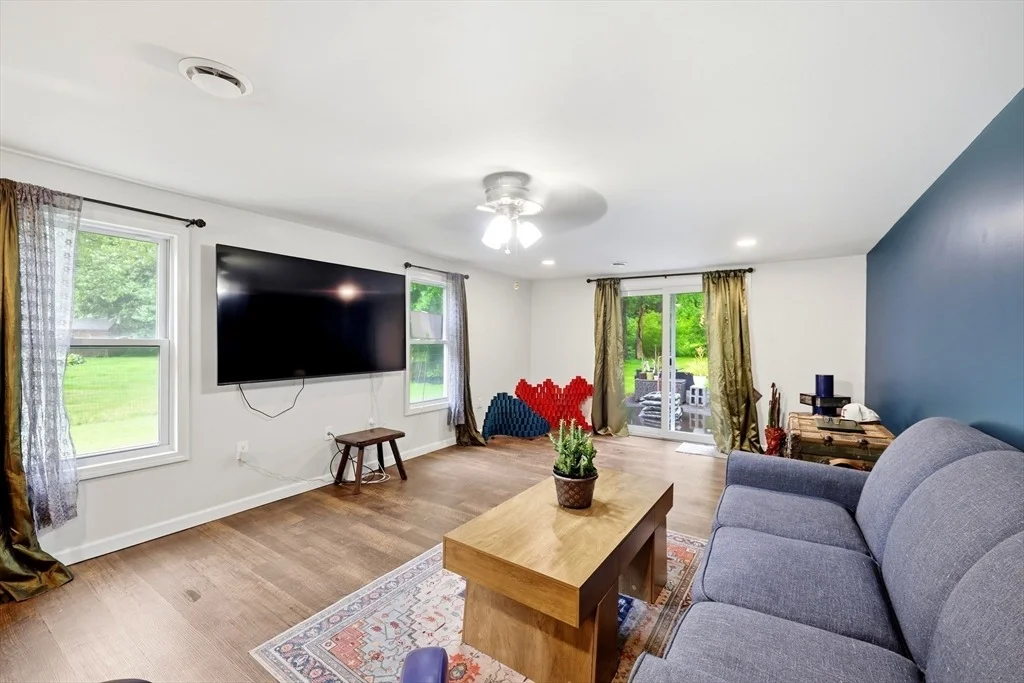 Photo of 75 Greystone Ave