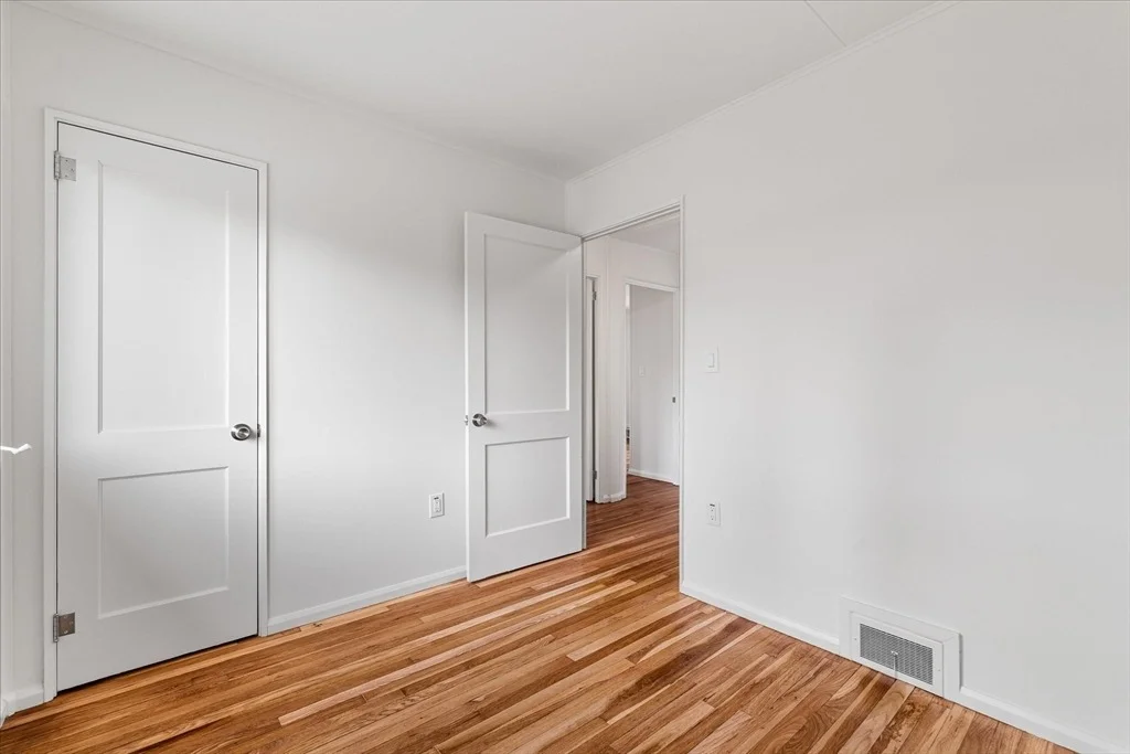 Photo of 26 Roosevelt Dr