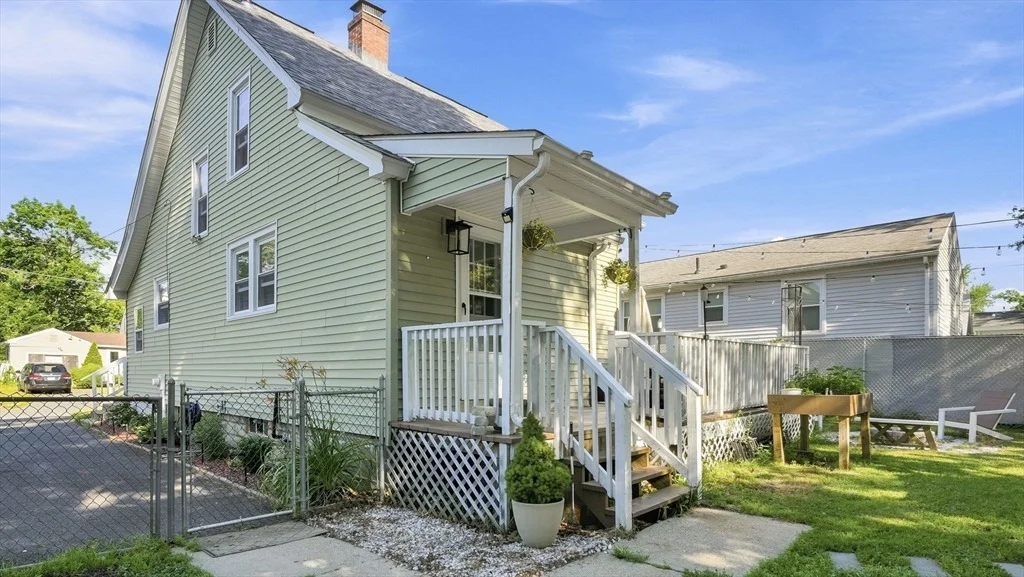 Photo of 87 Lakevilla Ave
