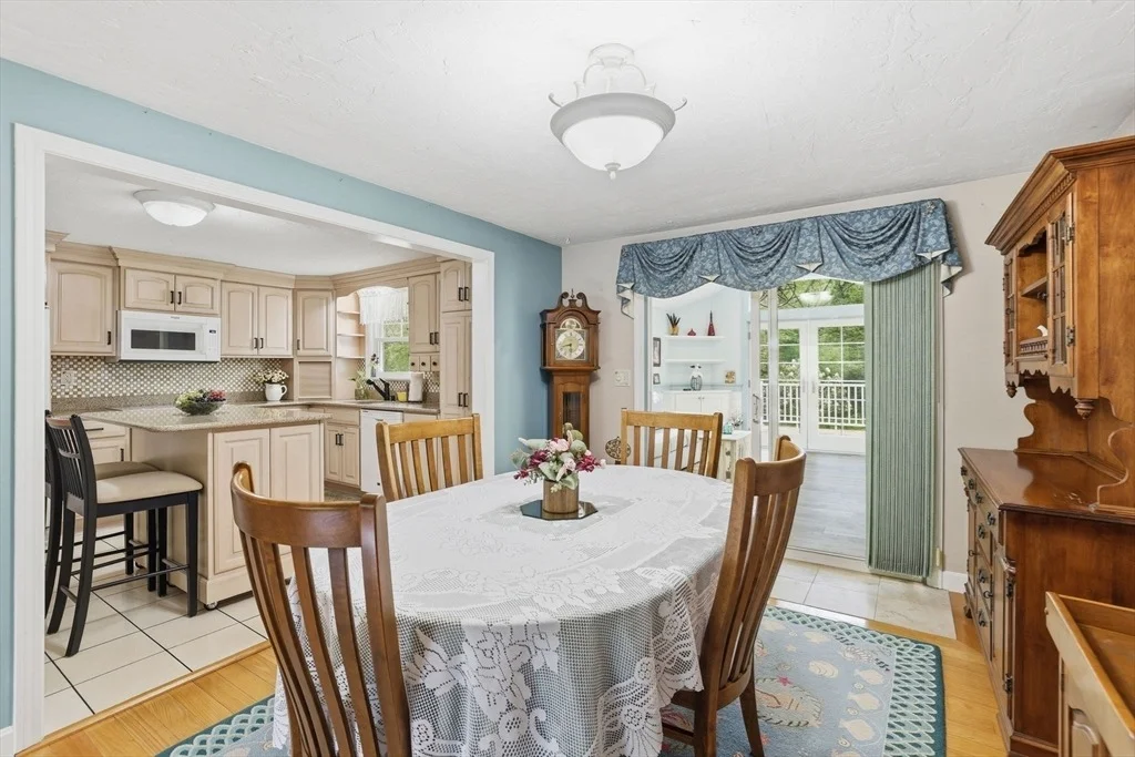 Photo of 17 Briggs Ave
