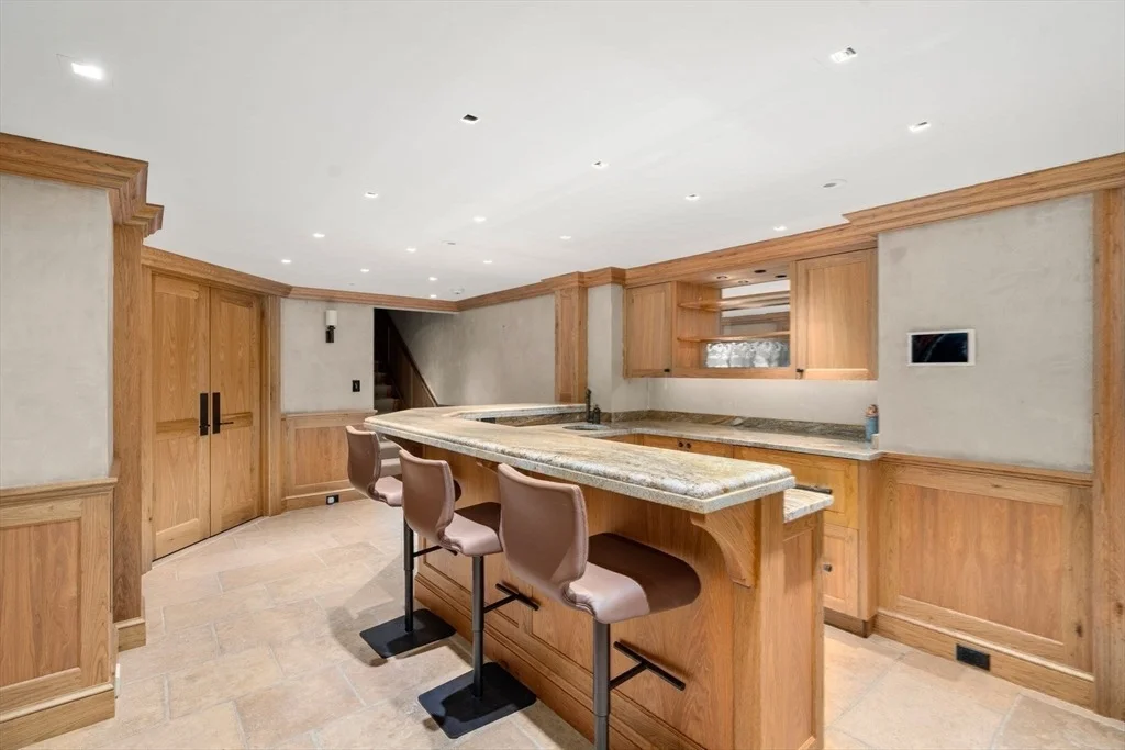 Photo of 9 Stonegate Dr