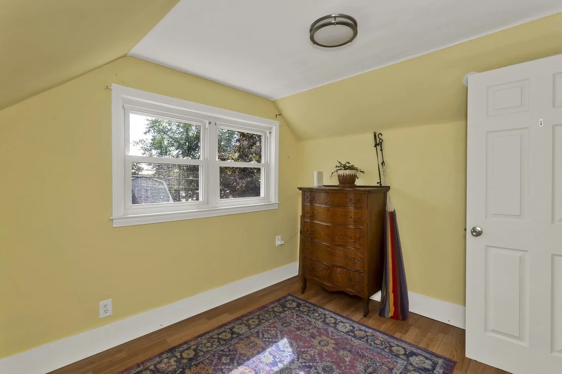 Photo of 26 Beaudry Ave