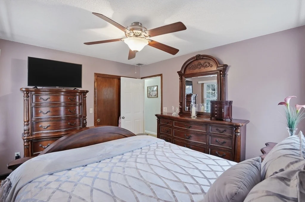 Photo of 572 Bartlett Street