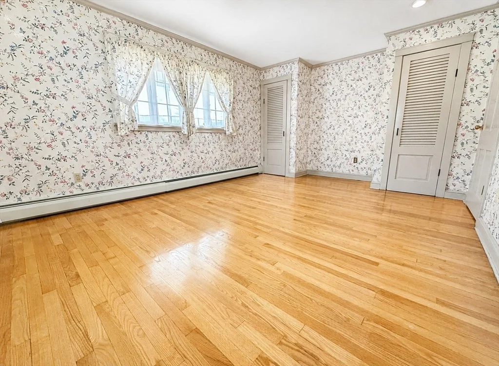 Photo of 212 Charlton Road