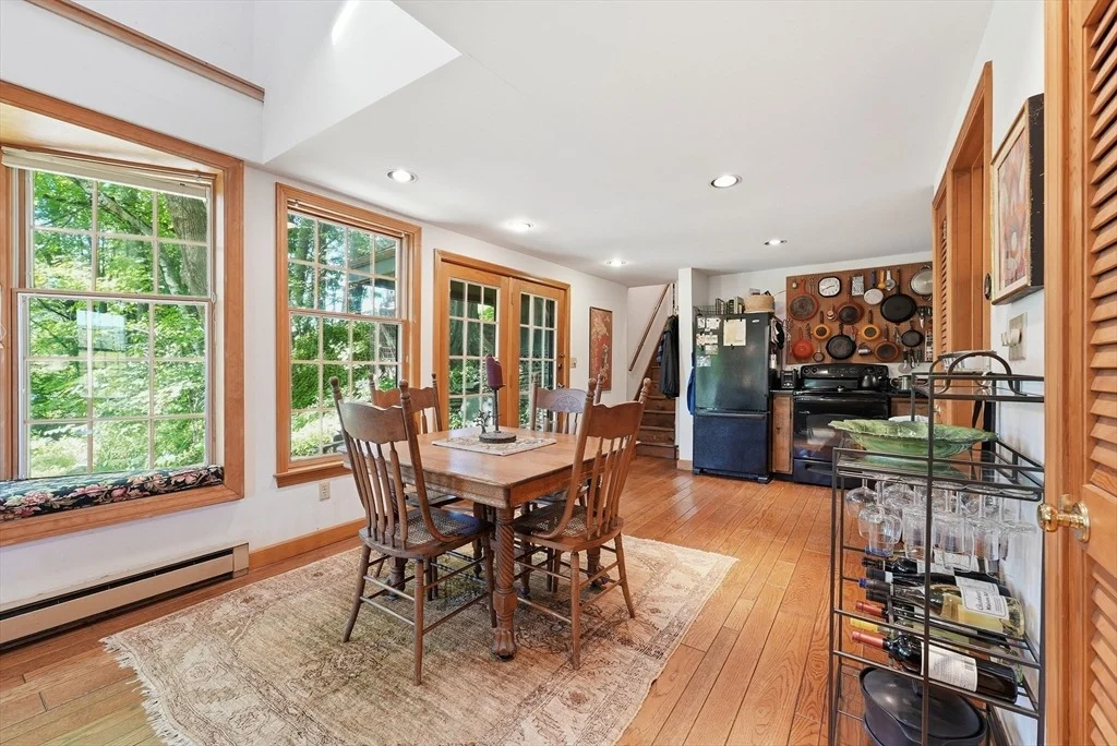 Photo of 965 Conway Rd