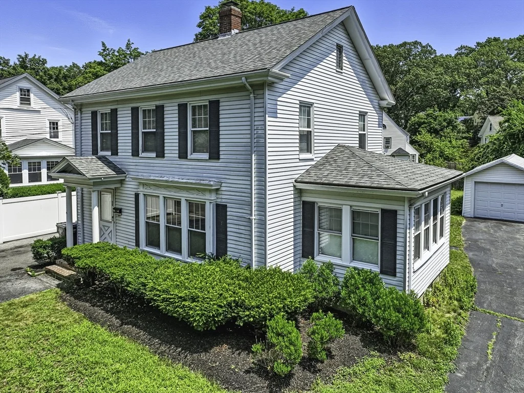 Photo of 15 Robertson Rd
