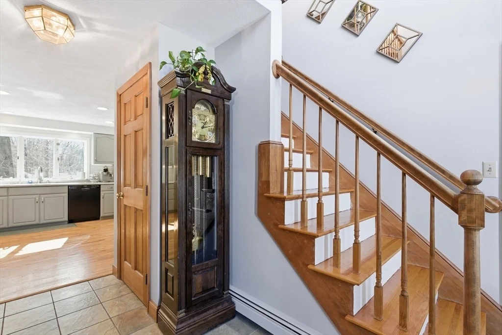 Photo of 194 Sanborn Lane