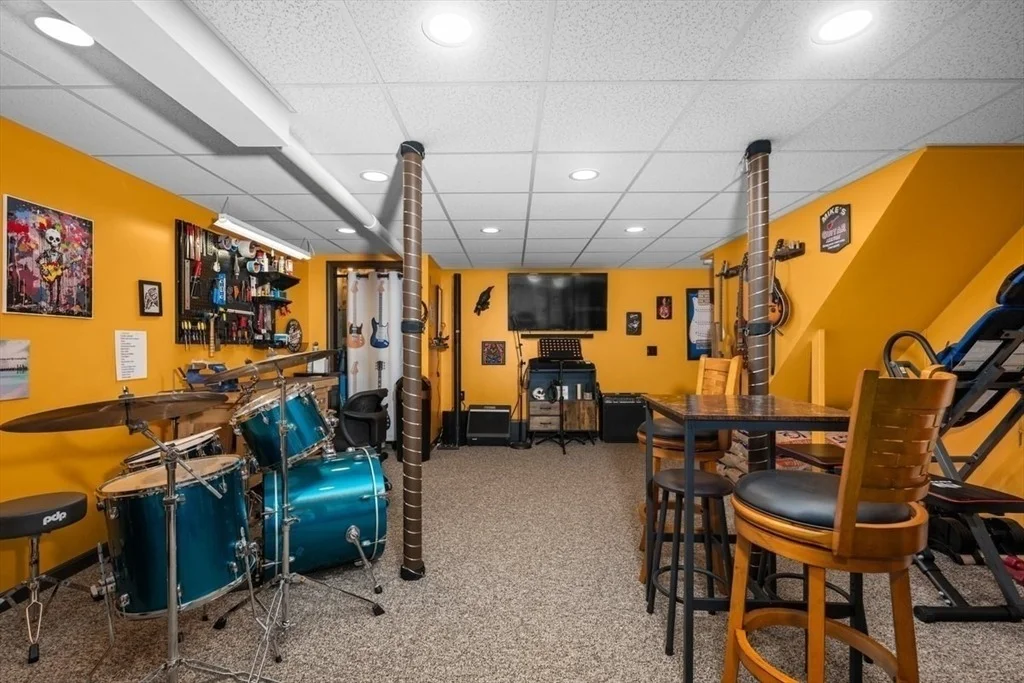 Photo of 33 Scenic Ave