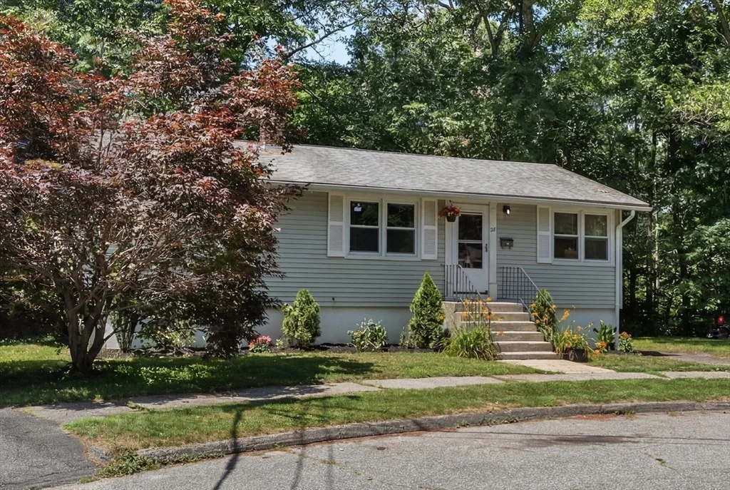 Photo of 28 Greybert Ln