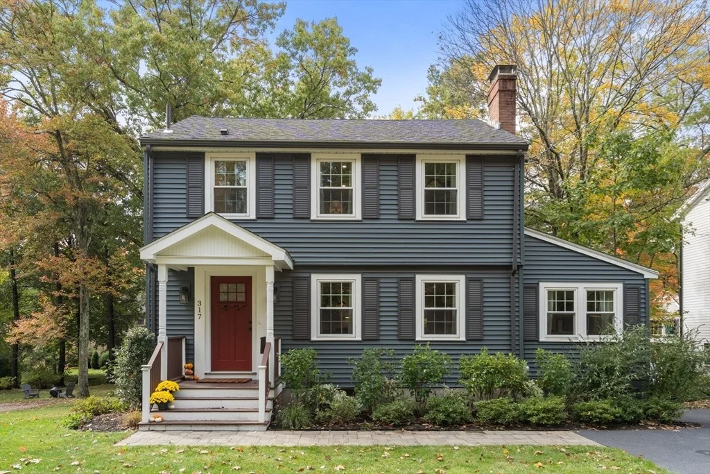 Photo of 317 Dedham Avenue