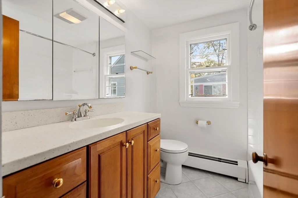 Photo of 215 West Shore Dr
