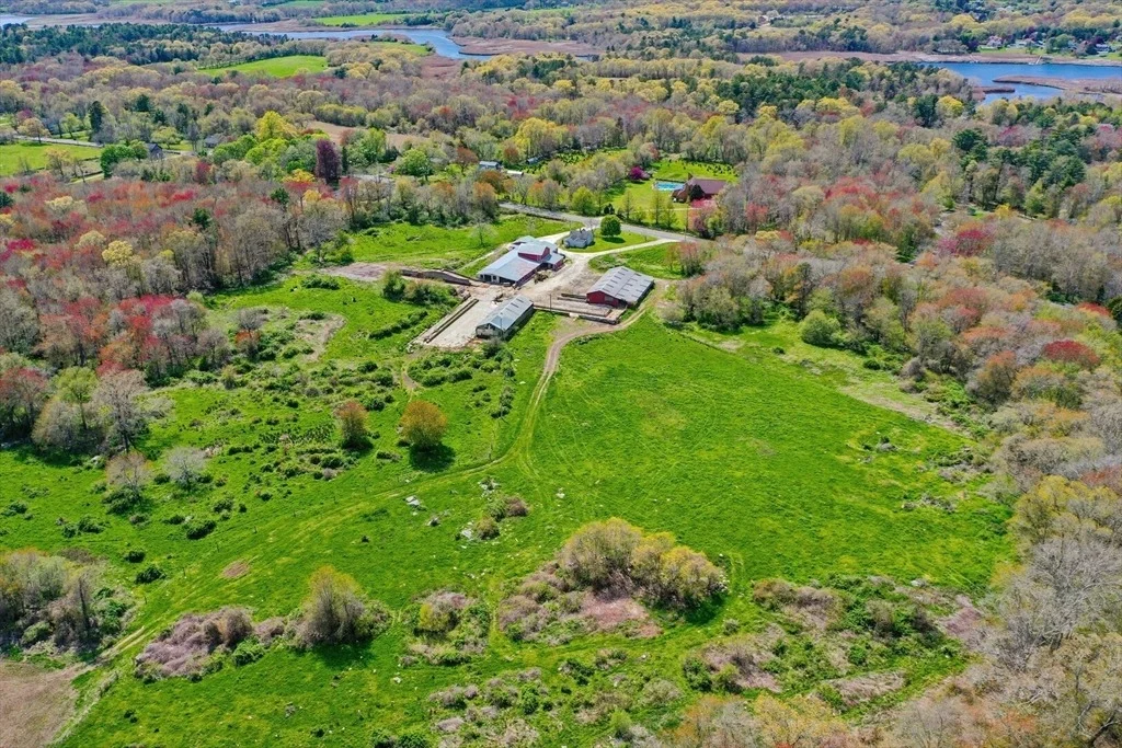 Photo of 272 Pine Hill Rd