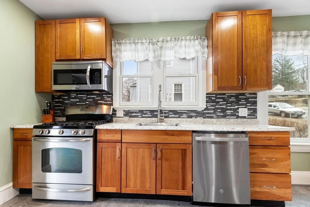 Photo of 108 Pine Grove Avenue