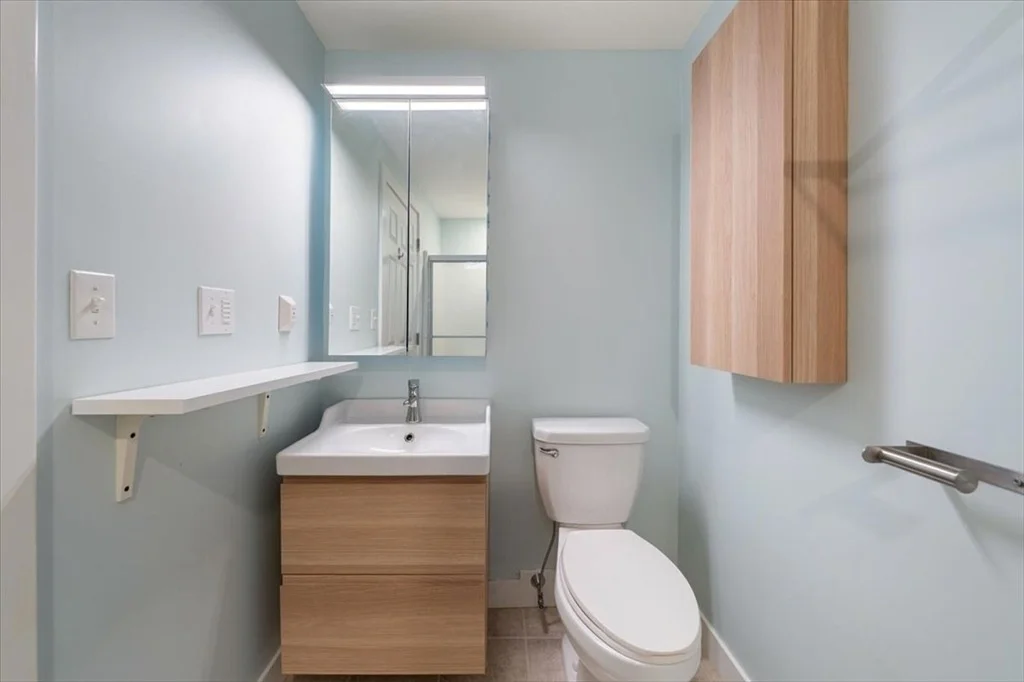 Photo of Unit 5 at 20 Deer Path