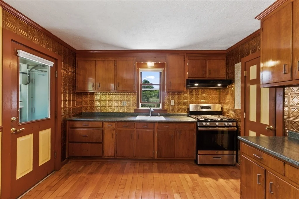 Photo of 36 Perley Rd