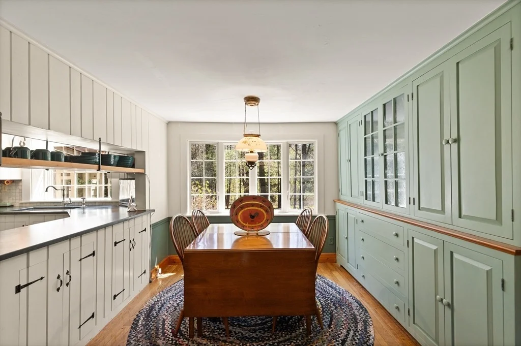Photo of 11 Hemlock
