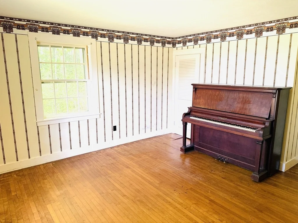 Photo of 1344 Barre Rd