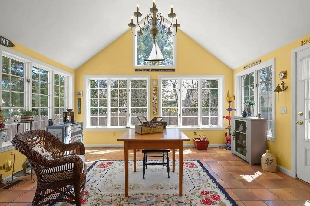 Photo of 170 Sturbridge Drive