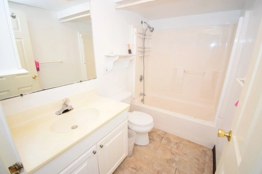 Photo of 128 South Flag Street