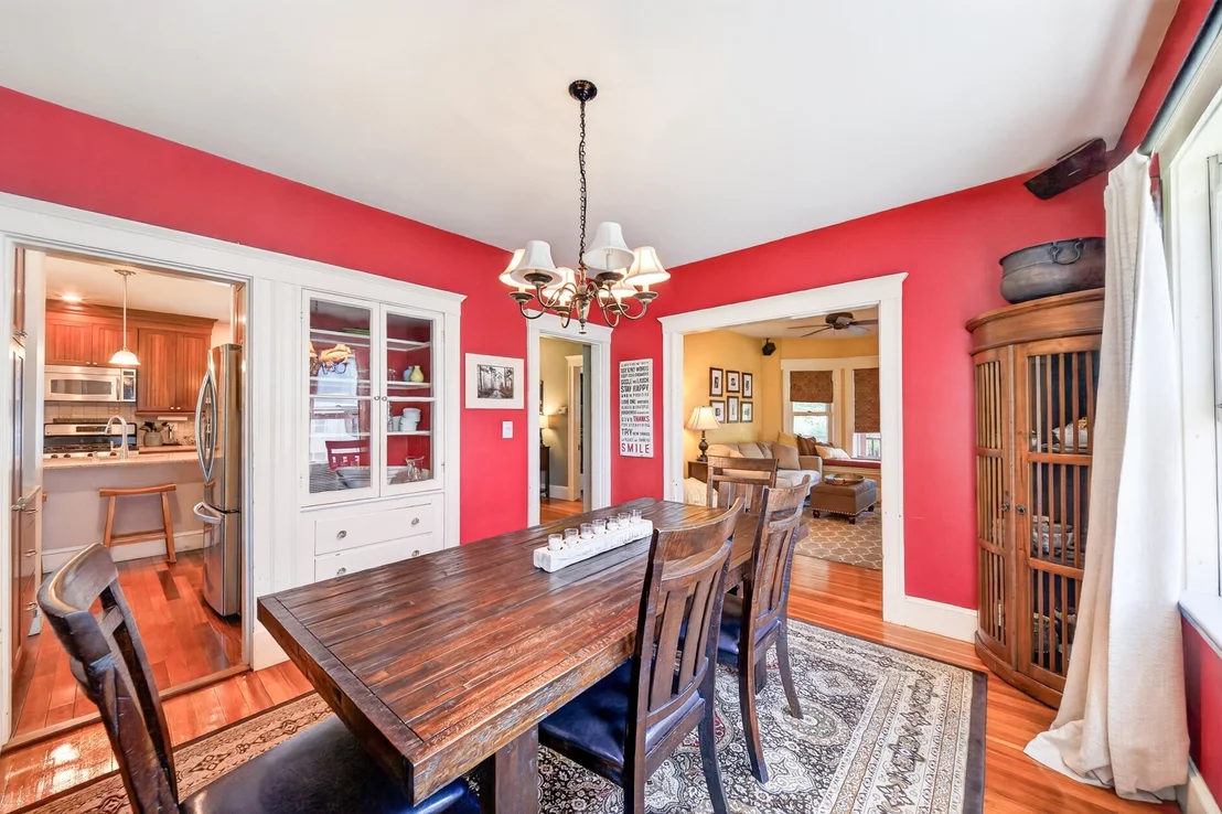 Photo of 41 Emerson Rd