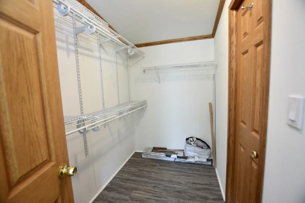 Photo of 29 Lyn Ln.