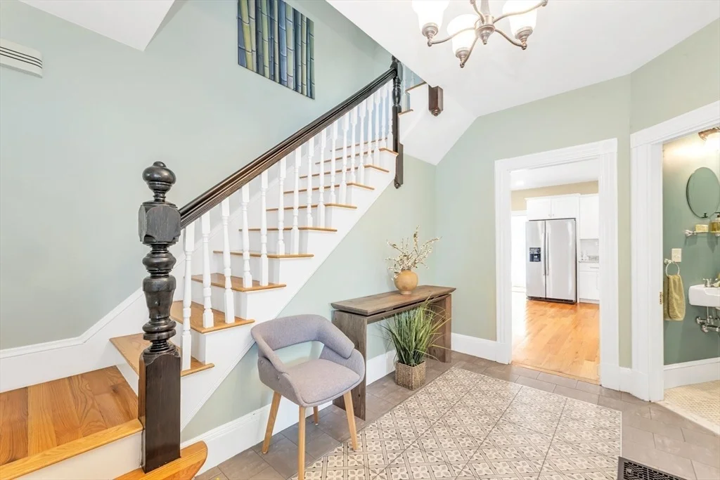 Photo of 15 Reddy Ave