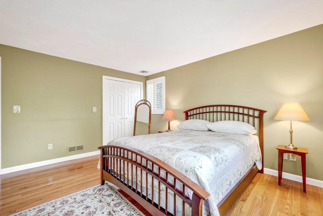 Photo of 14 Mulberry Ln