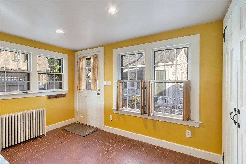 Photo of 35 Central St