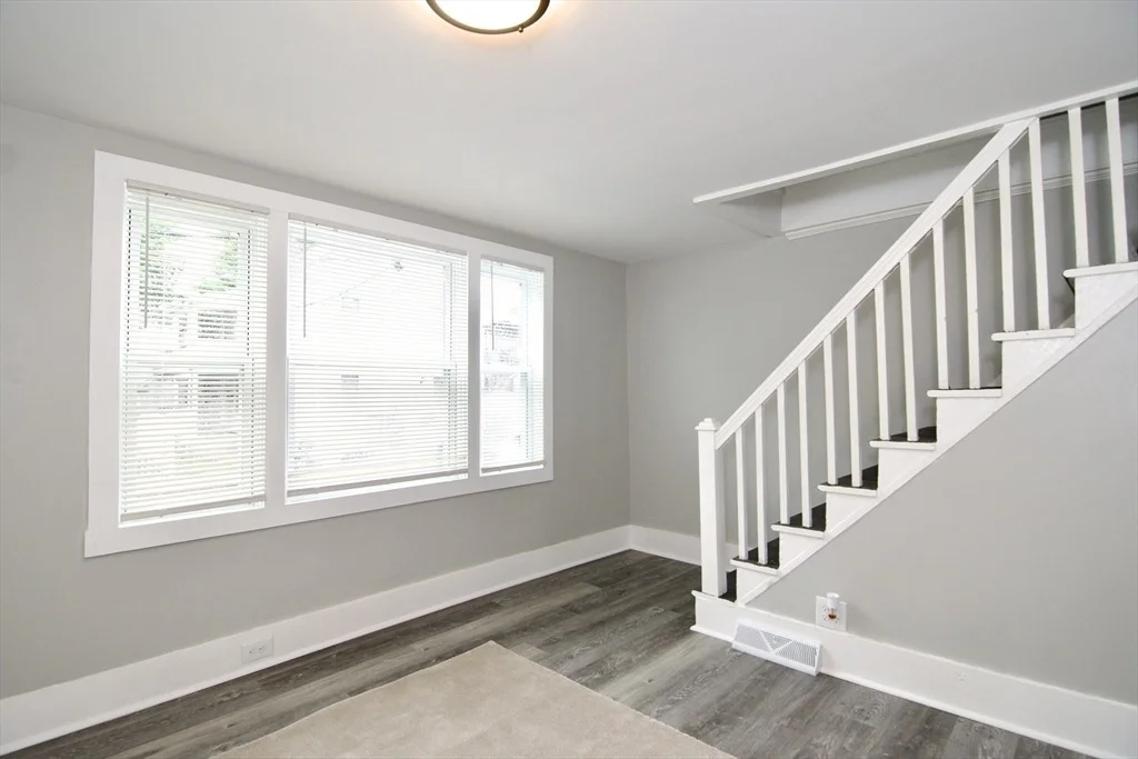 Photo of 25 Spring St