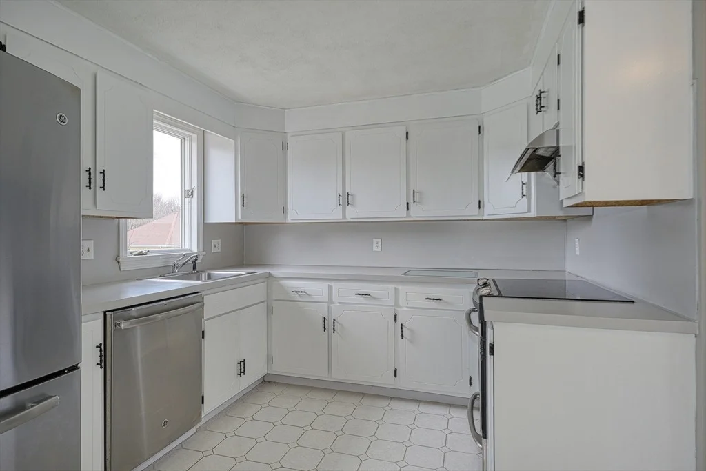 Photo of 1 Maureen Dr