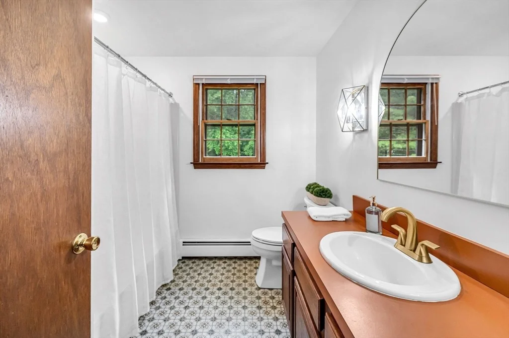 Photo of 231 Edgewood Road