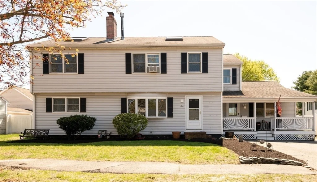 Photo of 9 Macarthur Blvd