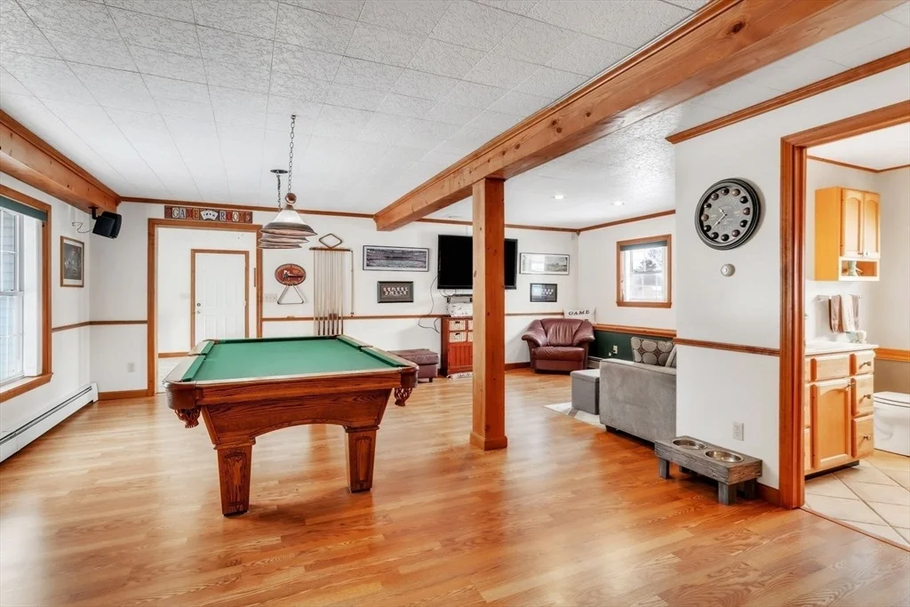 Photo of 11 Crystal Dr