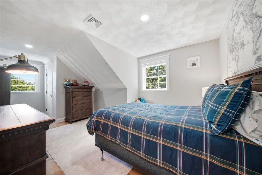 Photo of 25 Margate Ave