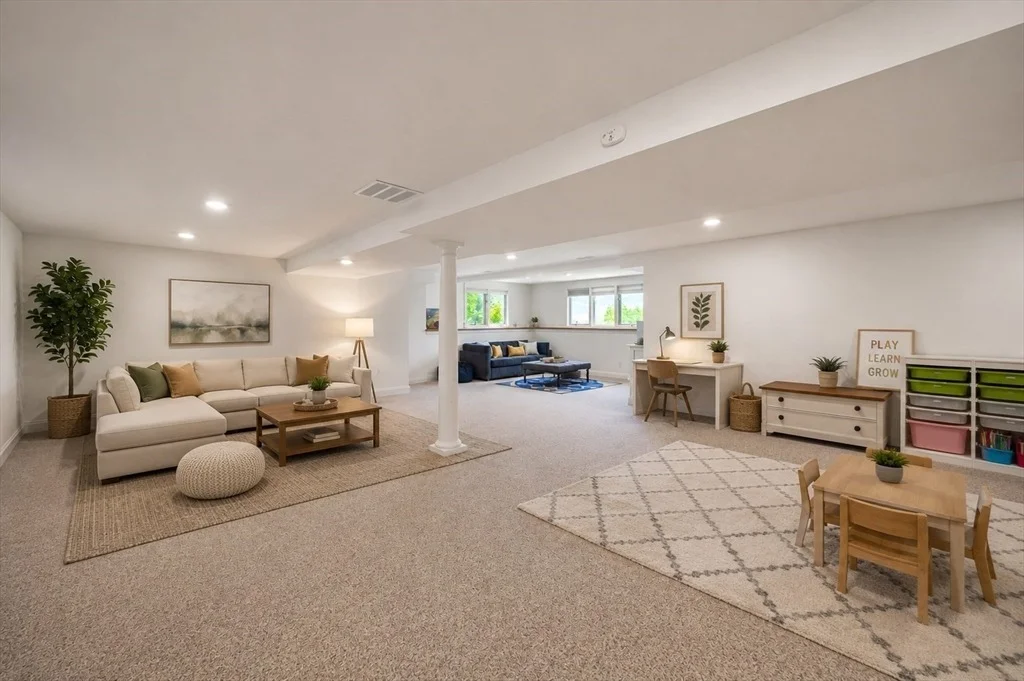 Photo of 27 Spring Hill Rd