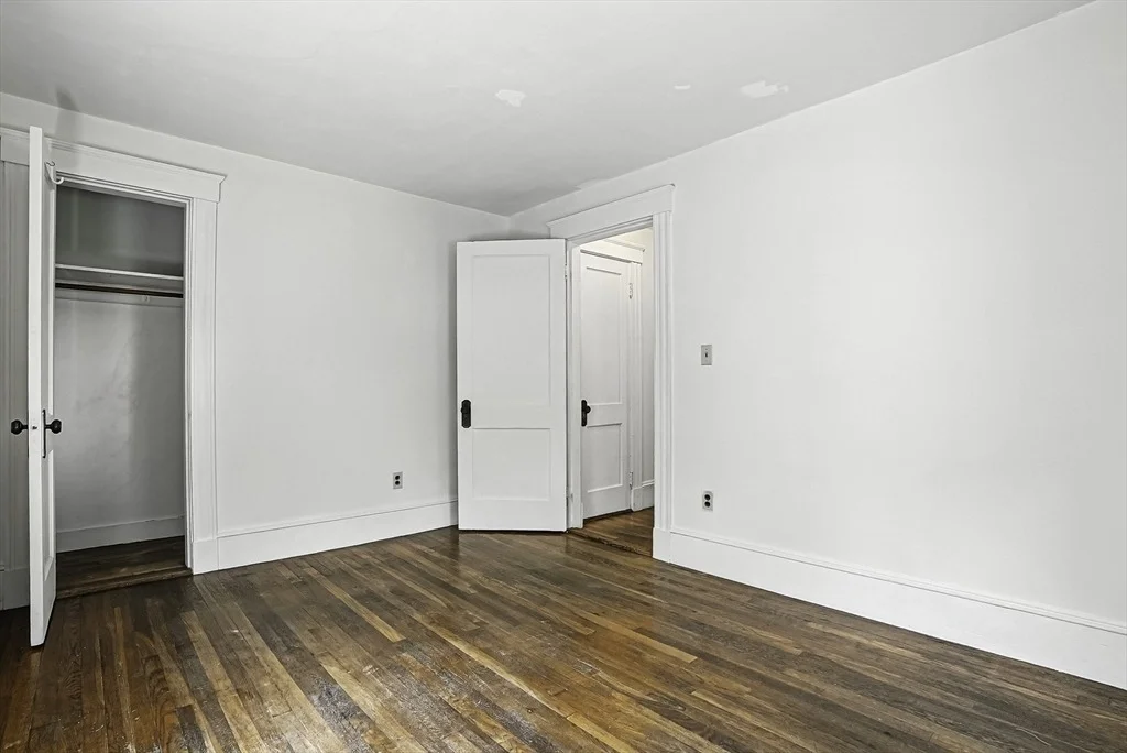 Photo of 15 Robertson Rd
