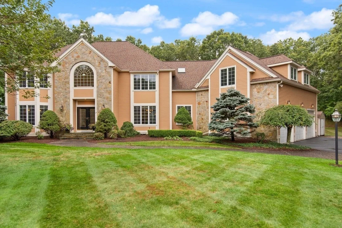 Photo of 66 Eisenhower Dr