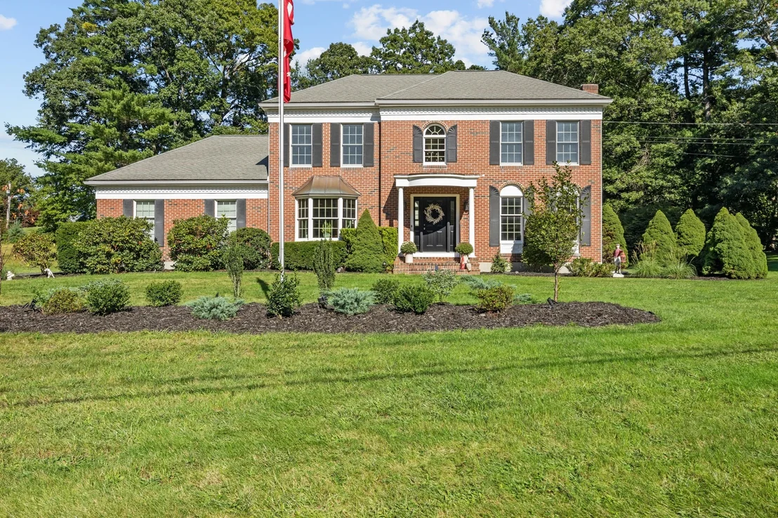 Photo of 101 Diniz Drive