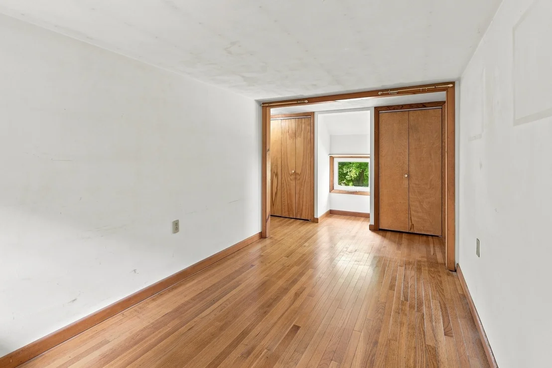 Photo of 200 Hockanum Rd