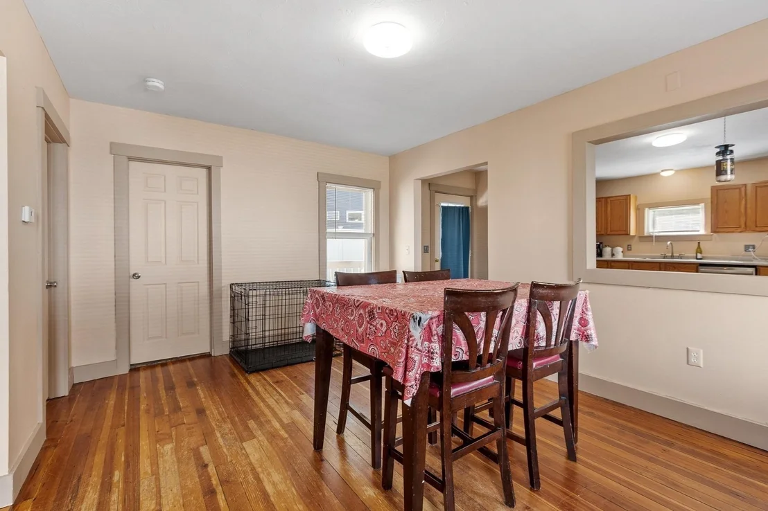 Photo of 374 Front Street